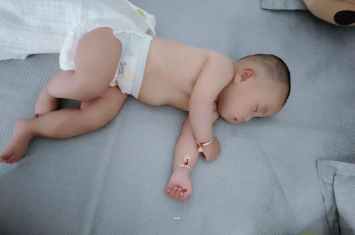 老河口孕妇肚脐周围发青
